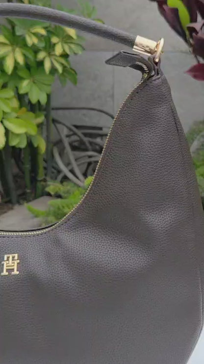 Bolso Tommy Baguette